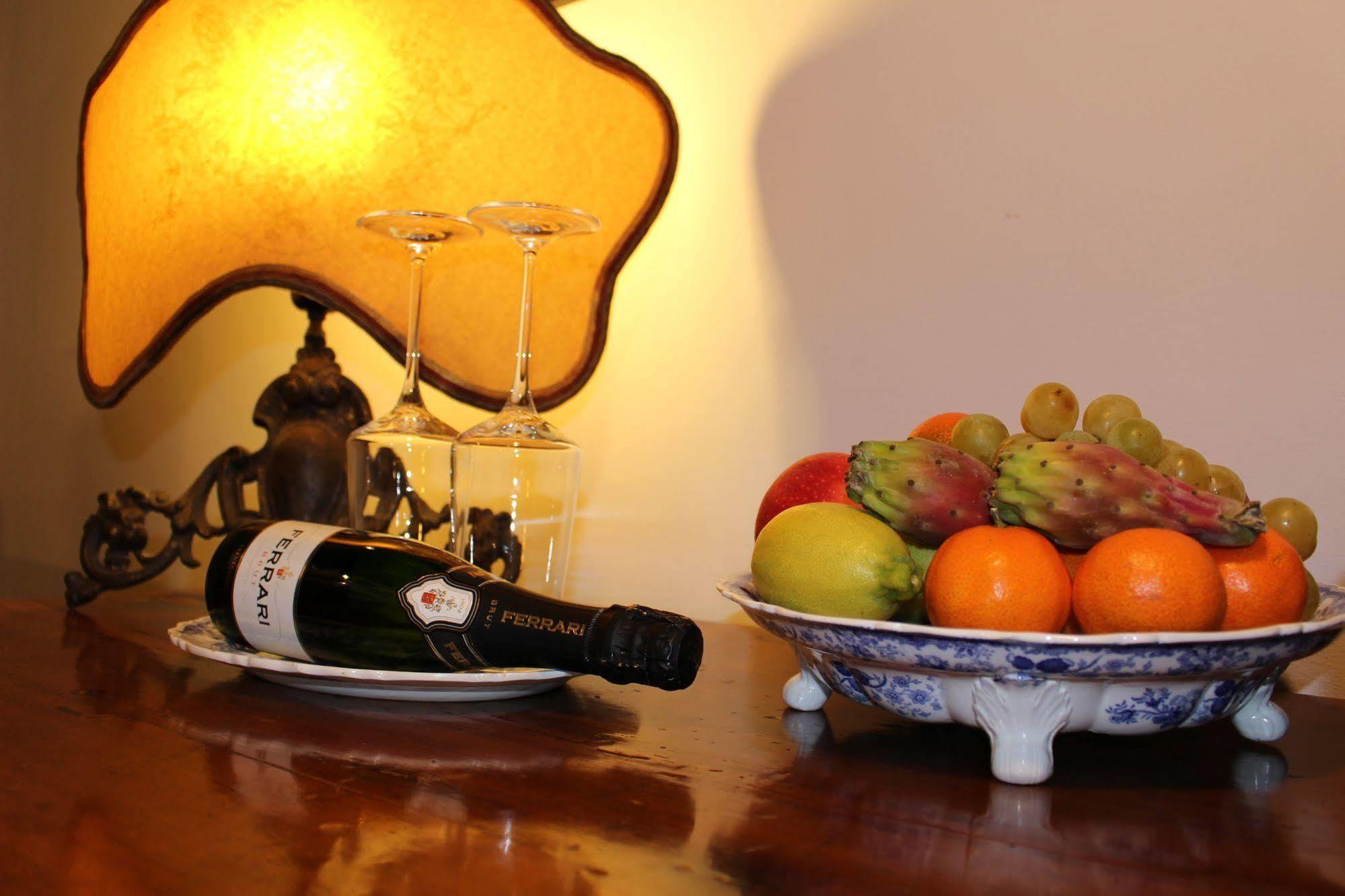 B & B Righi In Santa Croce Florence Luaran gambar